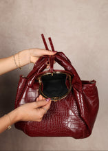 Load image into Gallery viewer, Amaya Satchel