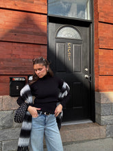 Load image into Gallery viewer, Essential Ribbed Turtle Neck