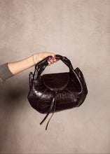 Load image into Gallery viewer, Amaya Satchel
