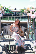 Load image into Gallery viewer, Runaway With Me Dress