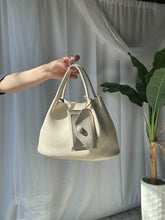 Load image into Gallery viewer, Camilla Mini Tote