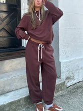 Load image into Gallery viewer, ZSUPPLY Stadium Jogger