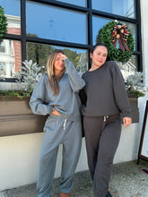 Load image into Gallery viewer, ZSUPPLY Stadium Jogger