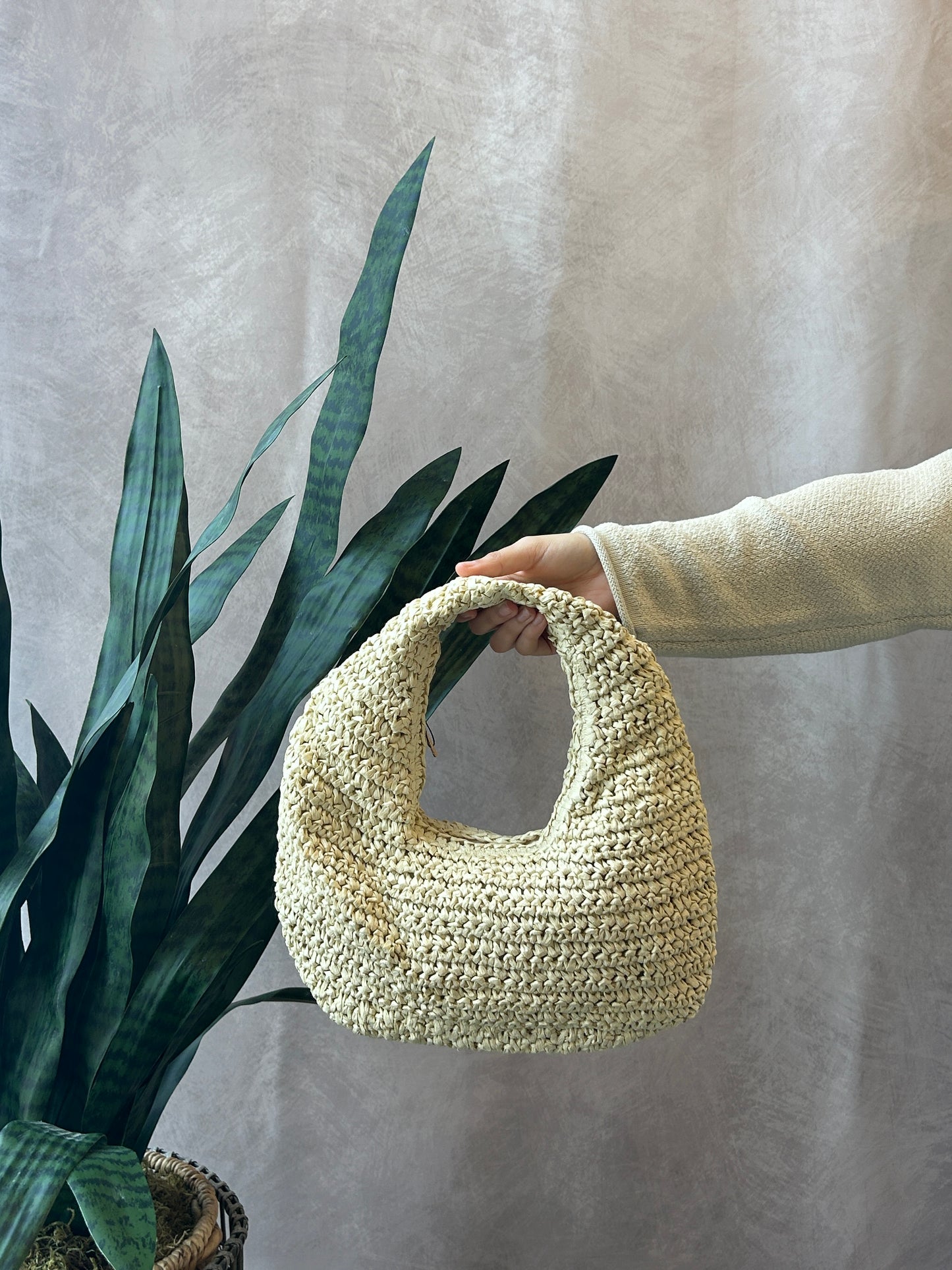 Manana Straw Hobo Bag