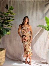 Load image into Gallery viewer, Falling For You Midi Dress
