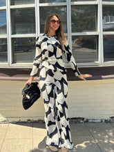 Load image into Gallery viewer, Monaco Abstract Pants
