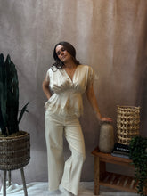 Load image into Gallery viewer, Daydream Lace Blouse
