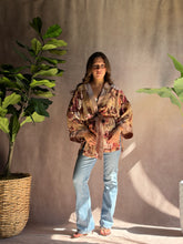 Load image into Gallery viewer, Falling For You Kimono
