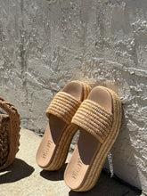 Load image into Gallery viewer, HARBOR Platform Sandal
