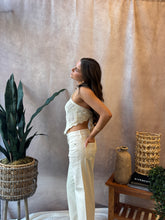 Load image into Gallery viewer, HIDDEN Logan High Rise Dad Jean
