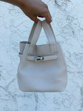 Load image into Gallery viewer, Sienna Mini Bag
