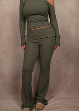 Load image into Gallery viewer, Grady Flared Pants
