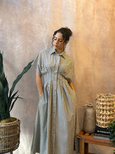 Load image into Gallery viewer, Belmont Midi
