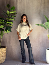 Load image into Gallery viewer, Satin Glow Blouse
