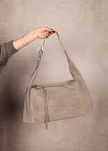 Load image into Gallery viewer, Kelsea Satchel
