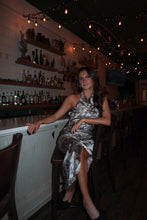 Load image into Gallery viewer, Drift Away Top
