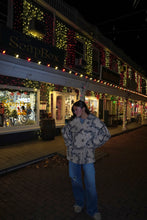 Load image into Gallery viewer, Mosaic Sherpa
