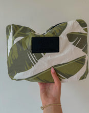 Load image into Gallery viewer, Luau Mid Splash Proof Bag
