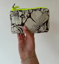 Load image into Gallery viewer, Heipua Mini Splash Proof Bag
