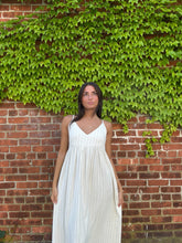 Load image into Gallery viewer, Listen To The Waves Dress

