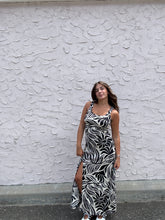 Load image into Gallery viewer, ZSUPPLY Polanco Palm Midi Dress
