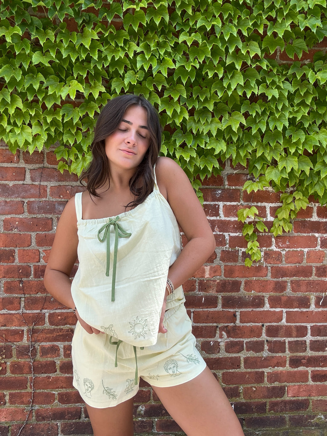 Dear Aphrodite Short