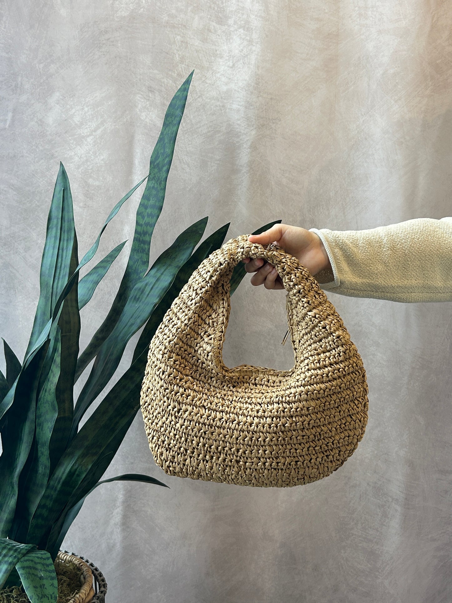 Manana Straw Hobo Bag