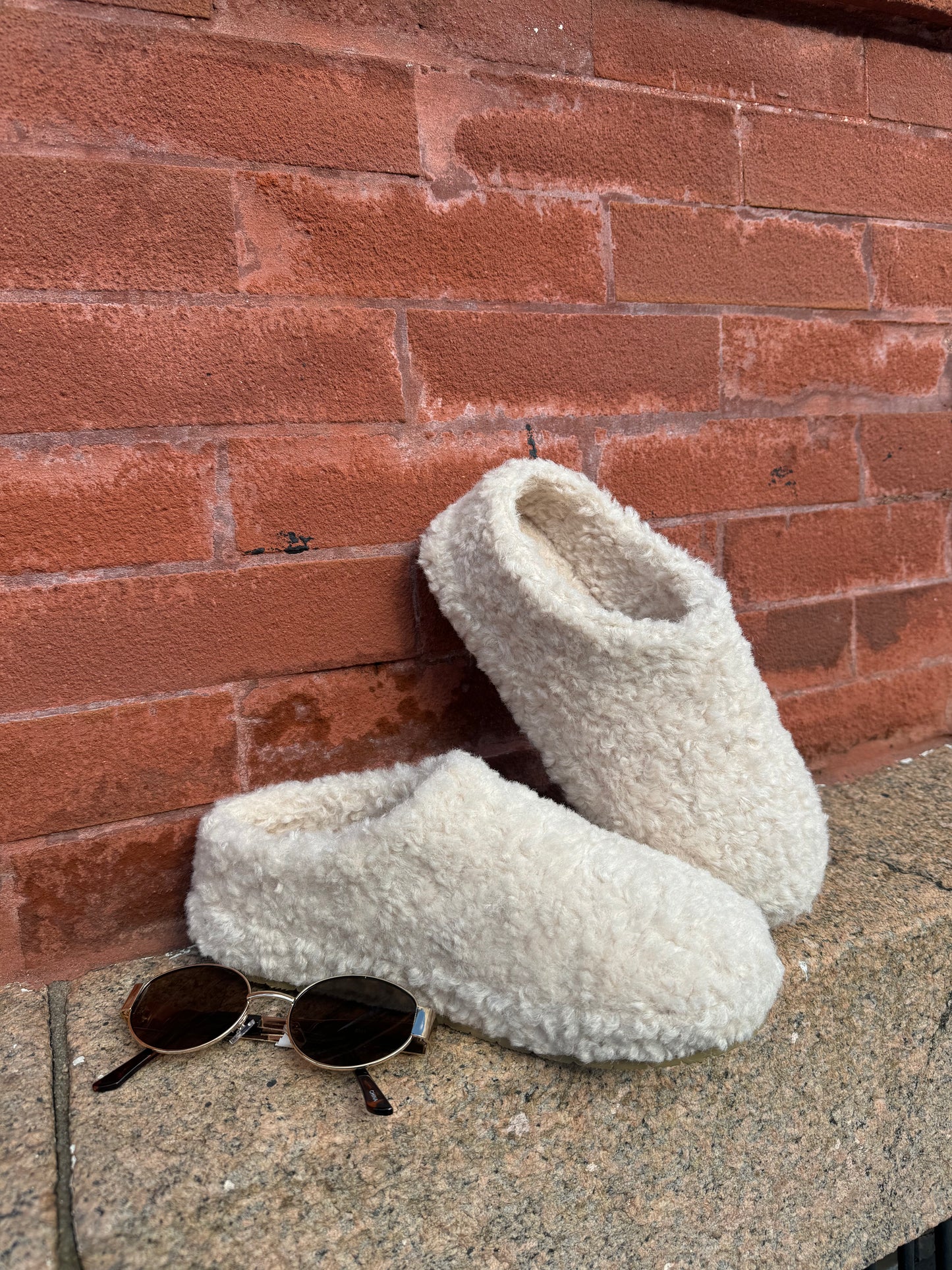 CLAUDE Slip On Mule