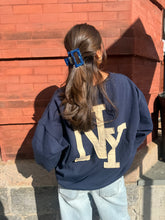 Load image into Gallery viewer, NY --&gt; LA Crewneck
