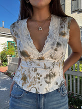 Load image into Gallery viewer, Romance In Lace Top
