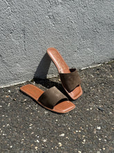 Load image into Gallery viewer, Bali Sandal

