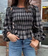 Load image into Gallery viewer, City At Dusk Blouse
