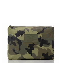 Load image into Gallery viewer, Camo Mid Splash Proof Bag
